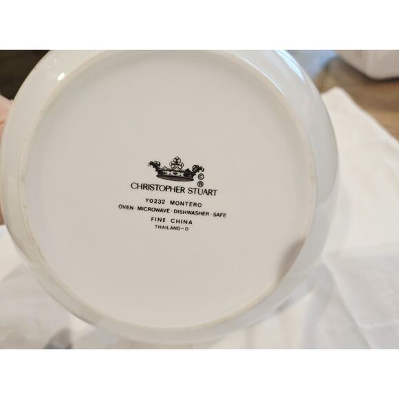 1.75 Quart Christopher Stuart Bowl With Lid Y0232 - Picture 3 of 7